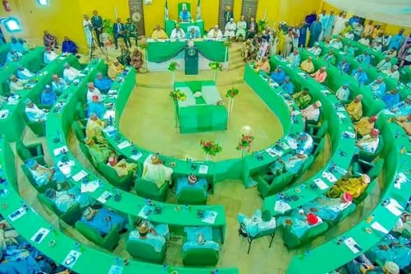 Majalisa ta ƙara karɓar kudirin buƙatar ɗaukar mataki kan matsalar tsaron da ta addabi Ƙauyen Ƴan kamaye da ke Tsanyawa, Kano.