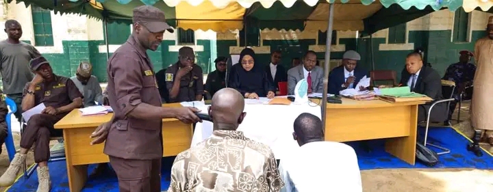 Babbar Jojin Kano ta yi umarnin a saki fursunoni 7 daga gidajen gyaran hali a jihar sakamakon matsalolin lafiya.