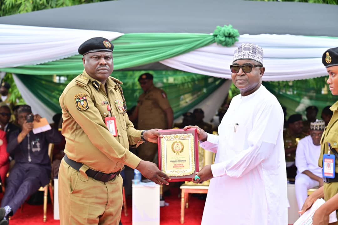 Hukumar Hana Sha da Fataucin Miyagun Kwayoyi ta Kasa (NDLEA) reshen jihar Jigawa ƙarƙashin jagorancin CN Hassan Katangana Kabaju ta lashe Award of Excellence a fannin magani da gyaran masu shaye-shayen miyagun ƙwayoyi.