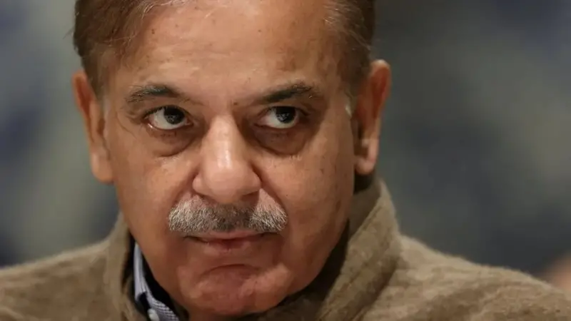 Firaministan Pakistan ya dakatar da ma'aikatan asibitin da gobara ta kashe jarirai 14