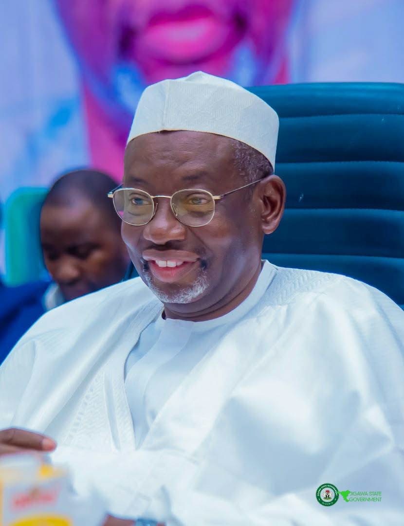 Gwamnatin jihar Jigawa ta mayar da ma’aikatan shirin J-TEACH guda 1,200 zuwa ma’aikatan gwamnati masu cikakken matsayi da kuma tsarin fansho