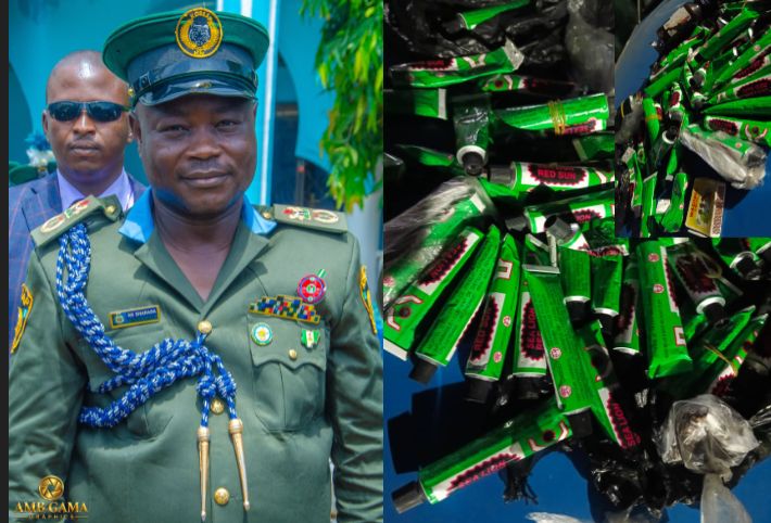 Rundunar Anti-Phone Snaching force ta kama wani ɗan shekaru 55 ɗauke da Sholisho sama da 100, a Kano.
